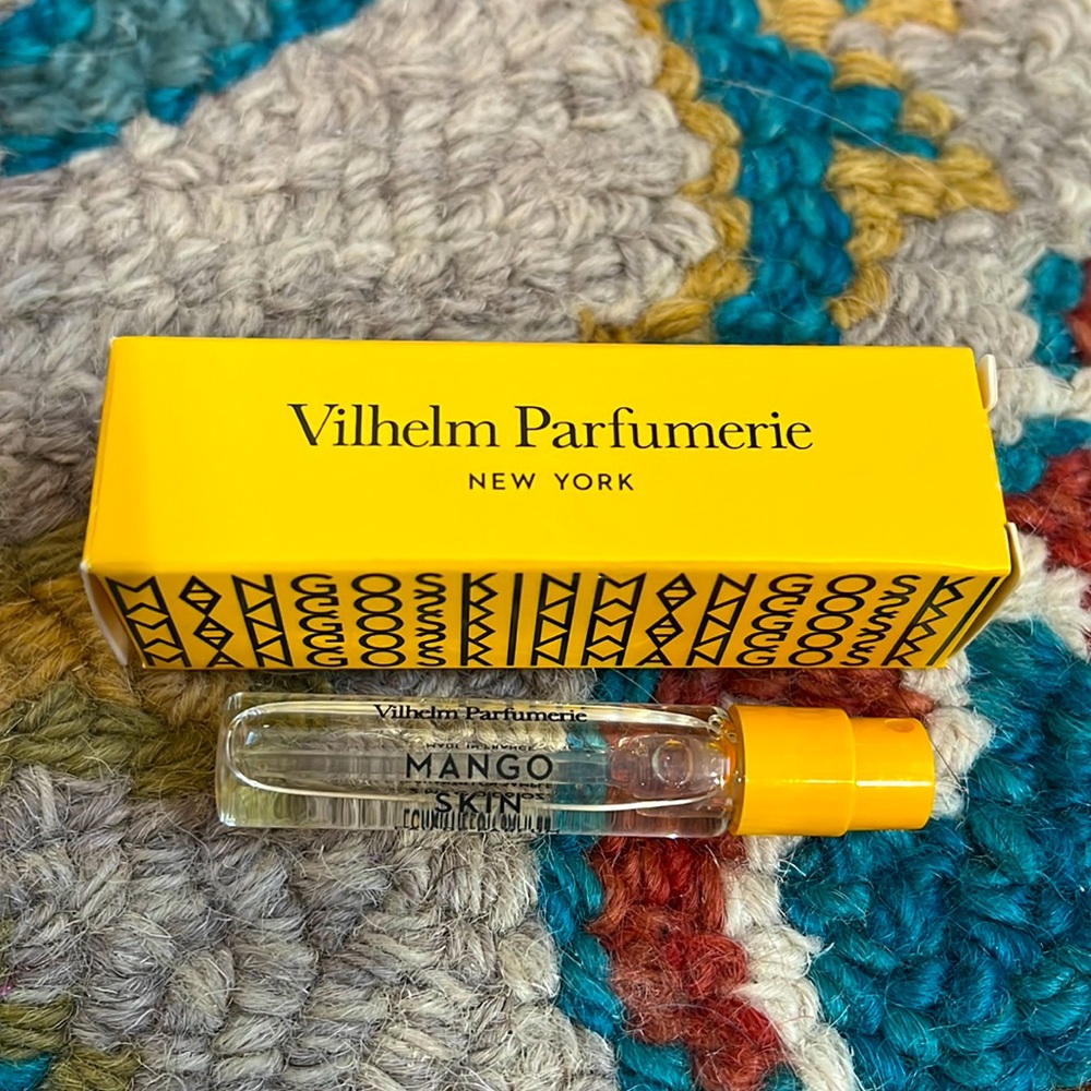 Vilhelm Mango Skin Sample